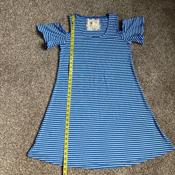 Cupio Cold Shoulder Short Sleeve Striped Knit A-Line Trapeze Dress, Size Small - Picture 5 of 9